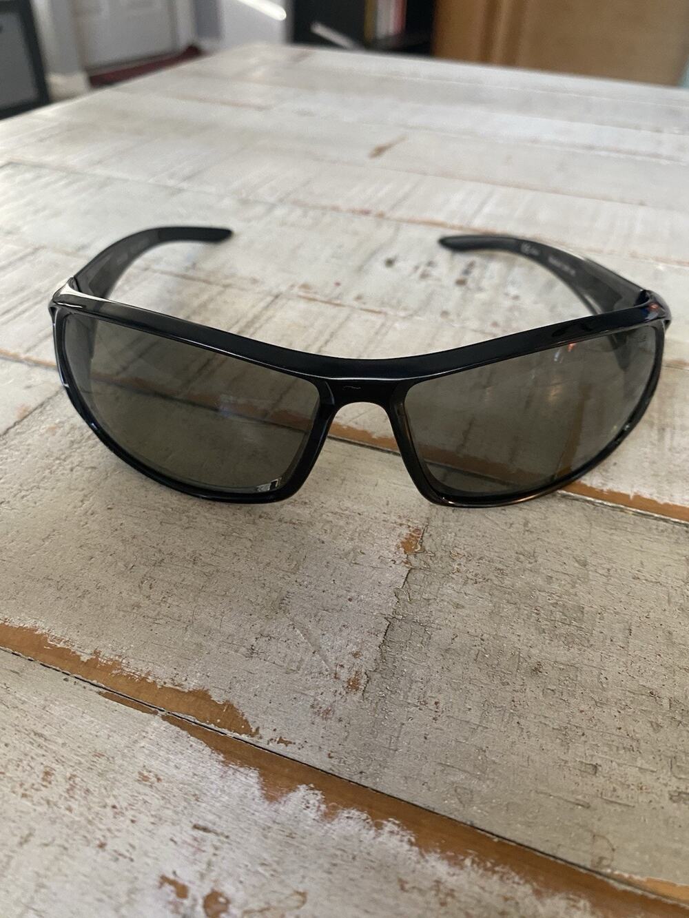 Bolle Polarized Men Sunglasses Blacktail 12085 Eyewear Shade Excellent Condition